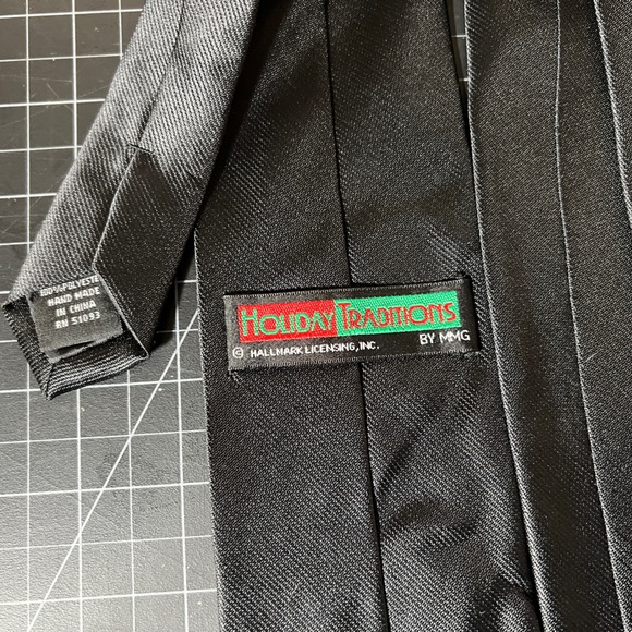 2 for $10 EUC fun reindeer holiday tie - Picture 2 of 2